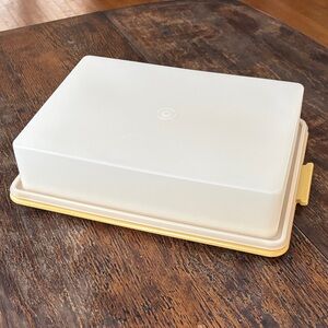 Vintage Tupperware Rectangular Sheet Cake Carrier